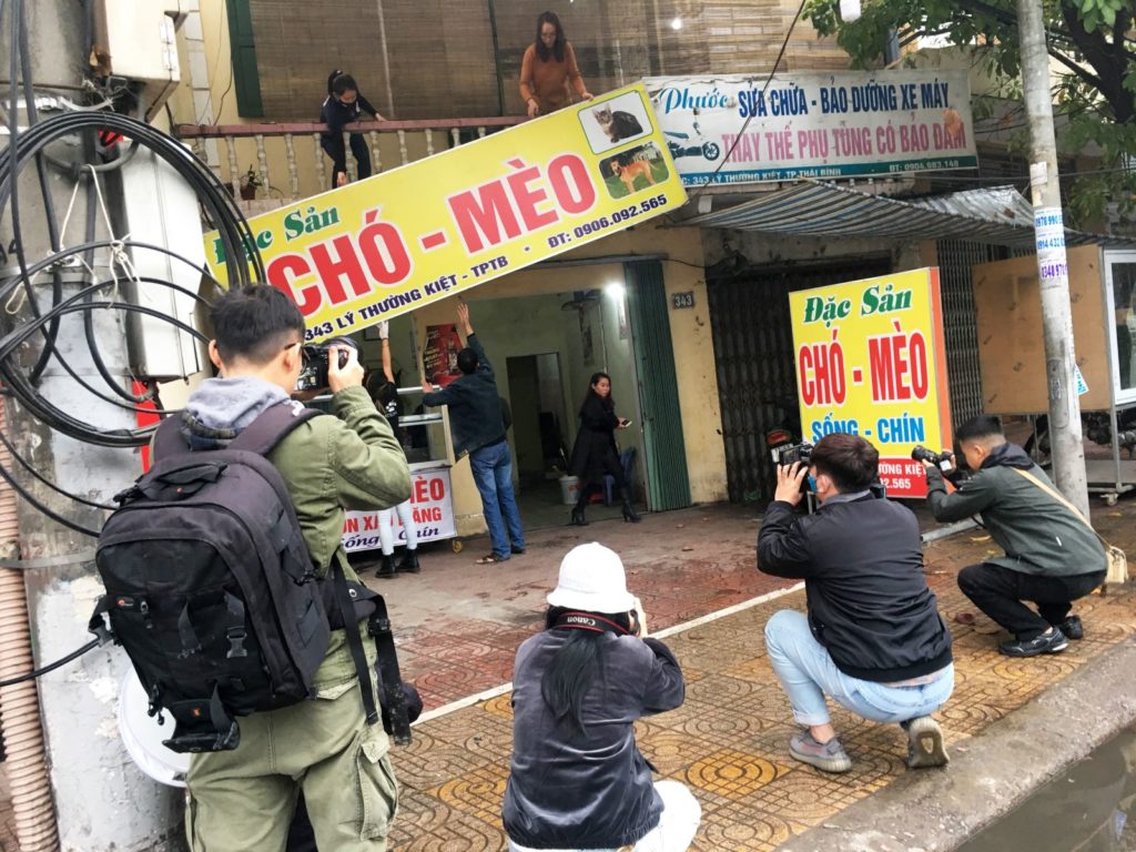 The closure of cat meat restaurant in Thai Binh attracted top tier media attention.