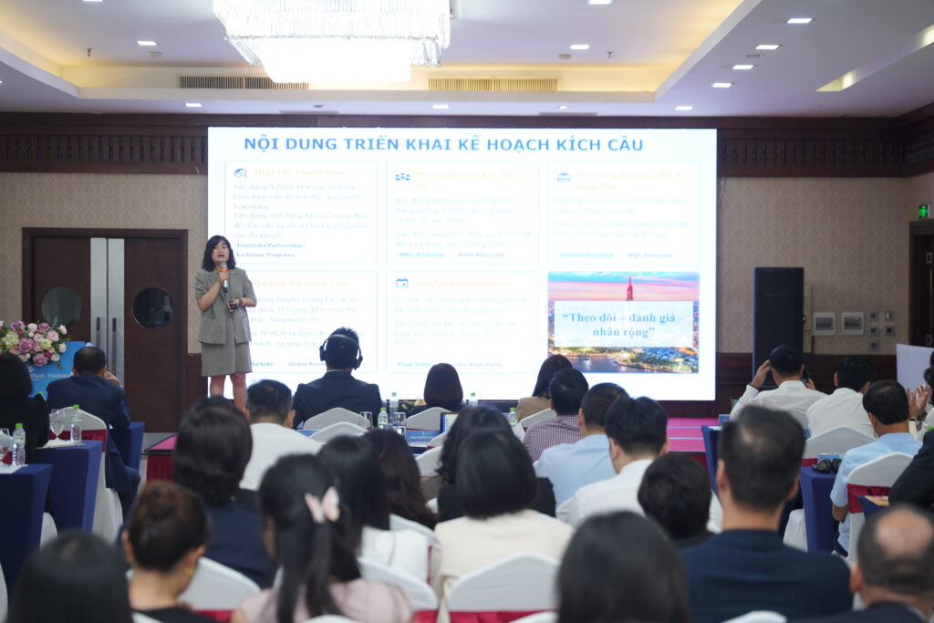 Vietnam National Administration of Tourism strengthens Public-Private Partnership in developing and promoting tourist destinations 4 N3 09492 1 1